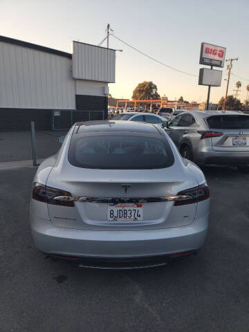 2013 Tesla Model S