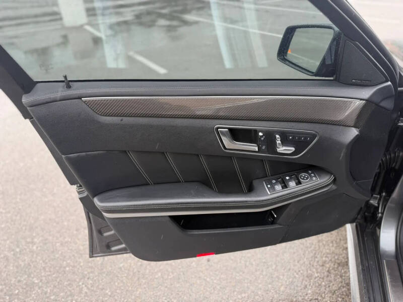 2016 Mercedes-Benz E-Class AMG E 63 S