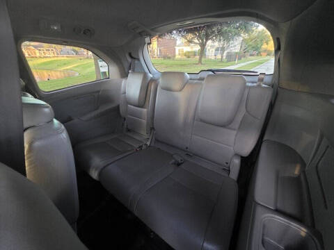 2011 Honda Odyssey EX-L w/DVD