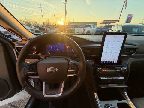 2023 Ford Explorer Platinum