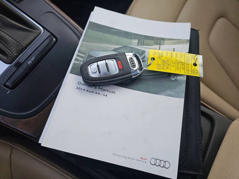 2014 Audi A4 2.0T quattro Premium