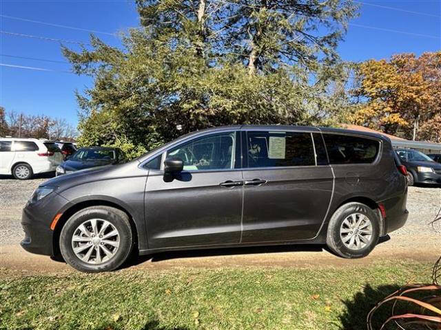 2017 Chrysler Pacifica Touring
