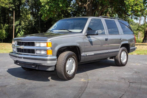 1999 Chevrolet Tahoe for sale at CROSSROAD MOTORS in Caseyville IL