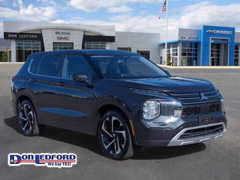 2024 Mitsubishi Outlander SE