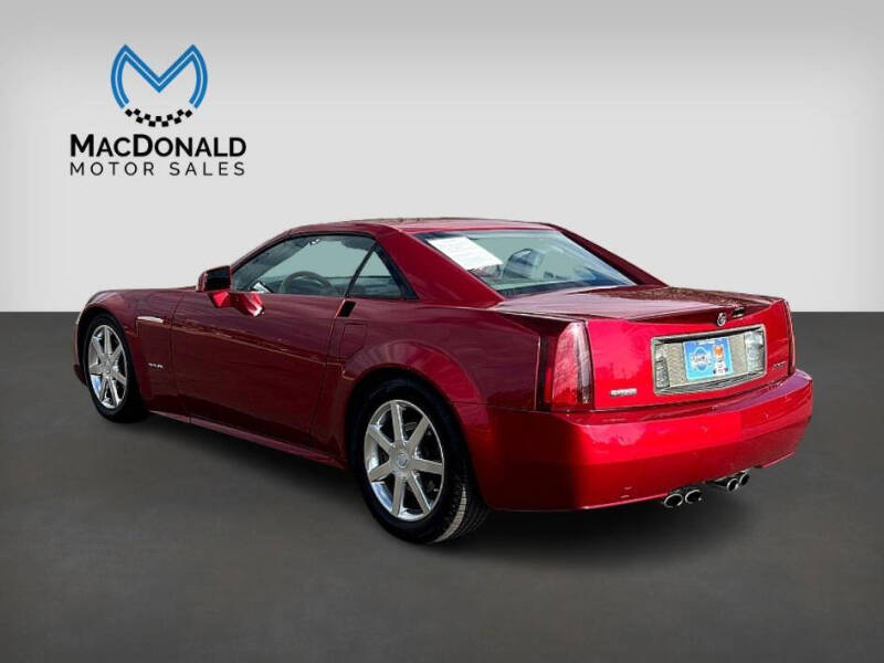 2004 Cadillac XLR