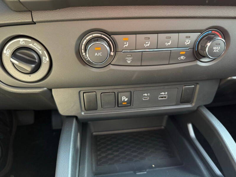 2026 Nissan Frontier SV