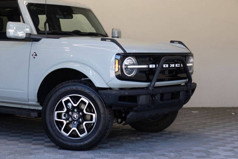 2024 Ford Bronco Outer Banks