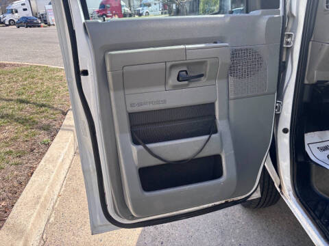 2012 Ford E-Series E-350 SD