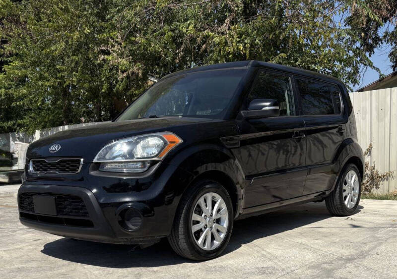 2013 Kia Soul +