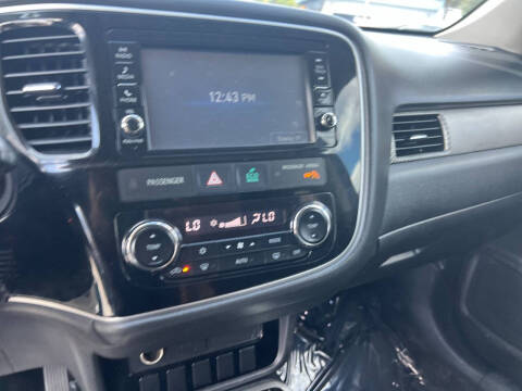 2018 Mitsubishi Outlander ES