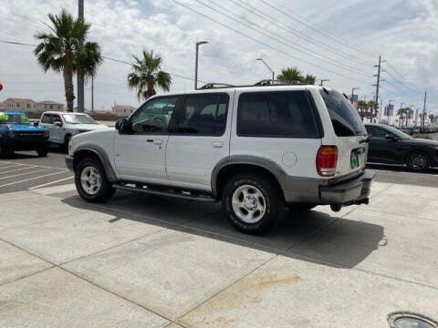 2000 Ford Explorer XLT