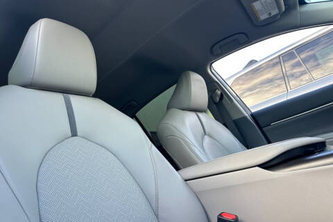 2024 Toyota Camry Hybrid XLE