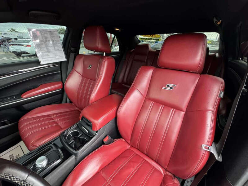 2021 Chrysler 300 S V8