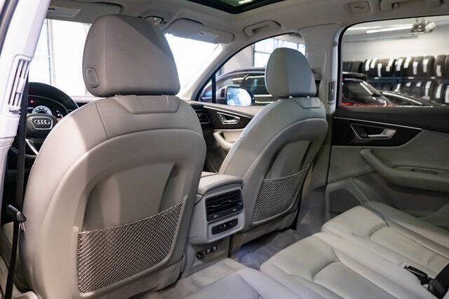 2021 Audi Q7 quattro Premium Plus 55 TFSI
