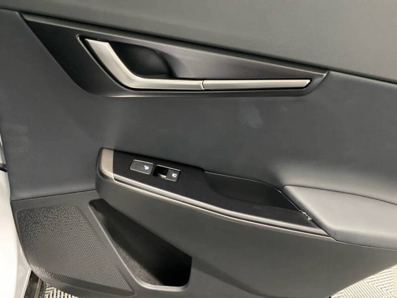 2025 Kia EV6 Wind