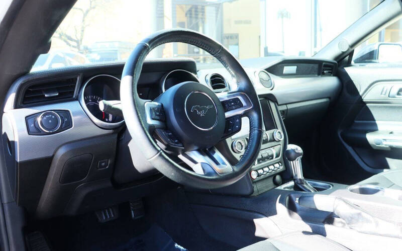 2019 Ford Mustang EcoBoost