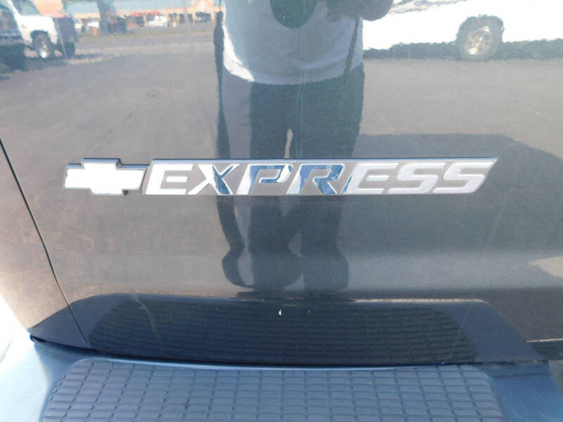 2018 Chevrolet Express 2500