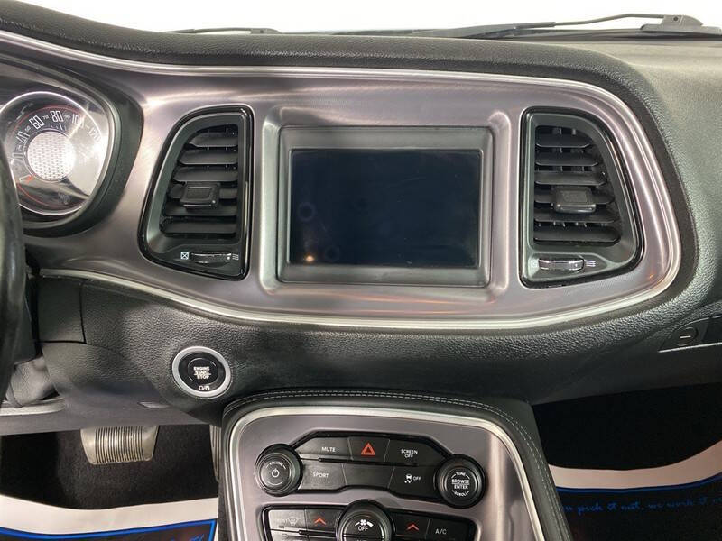 2020 Dodge Challenger SXT