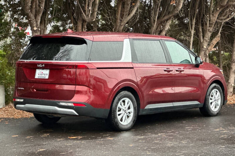 2024 Kia Carnival