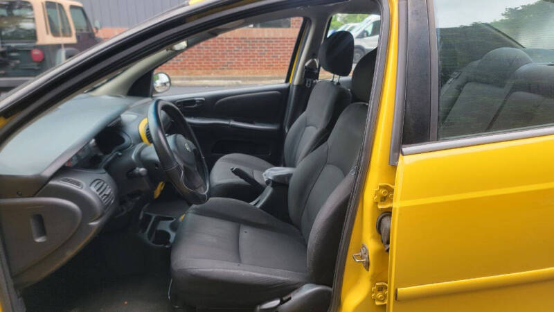 2004 Dodge Neon SXT