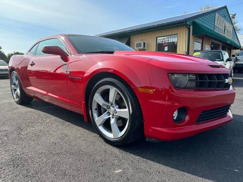 2010 Chevrolet Camaro for sale at FIVE POINTS AUTO CENTER in Lebanon PA