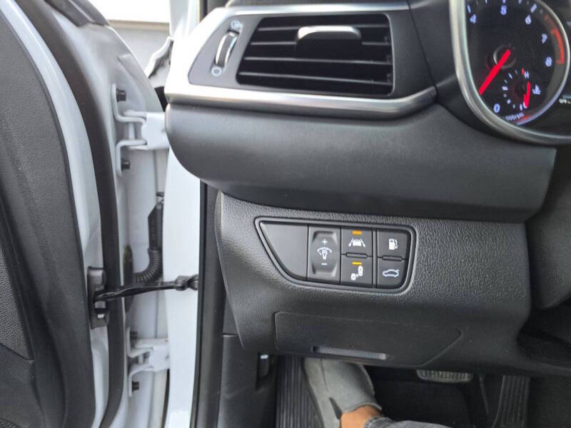 2020 Genesis G70 2.0T