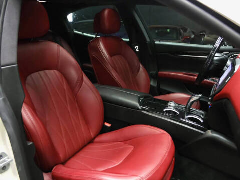 2021 Maserati Ghibli GranLusso