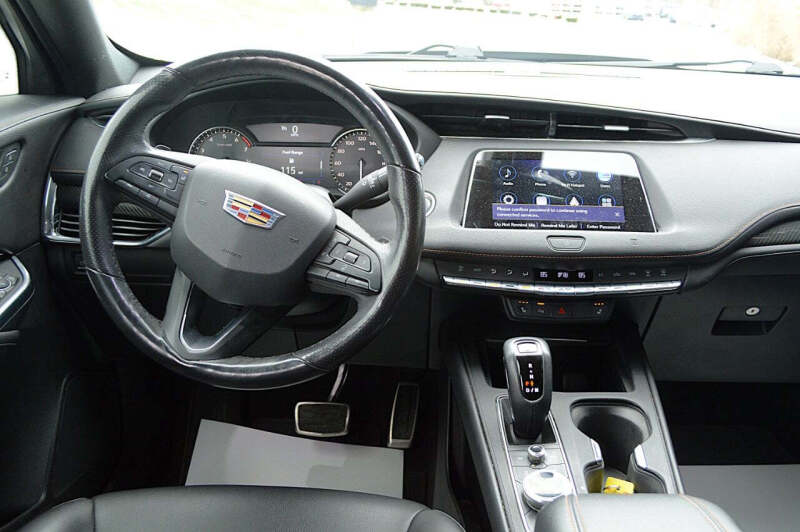 2019 Cadillac XT4 Sport