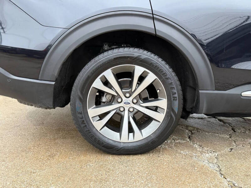 2020 Ford Explorer Platinum