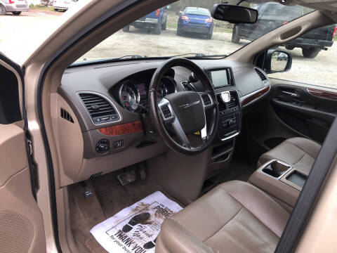 2012 Chrysler Town and Country Touring