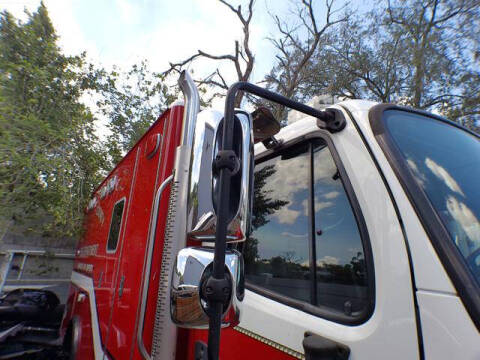 2015 Freightliner M2 106