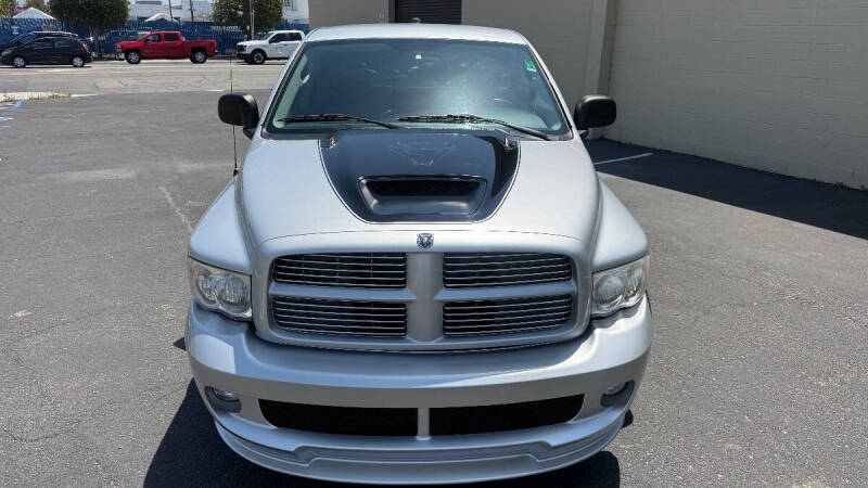2004 Dodge Ram 1500 SRT-10