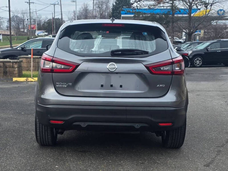 2022 Nissan Rogue Sport S