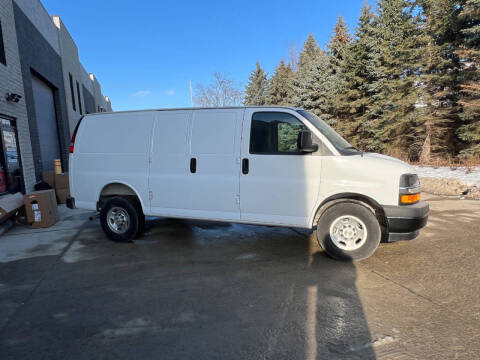 2025 Chevrolet Express 2500