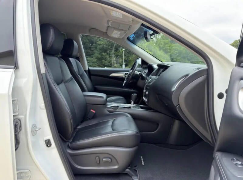 2017 Nissan Pathfinder
