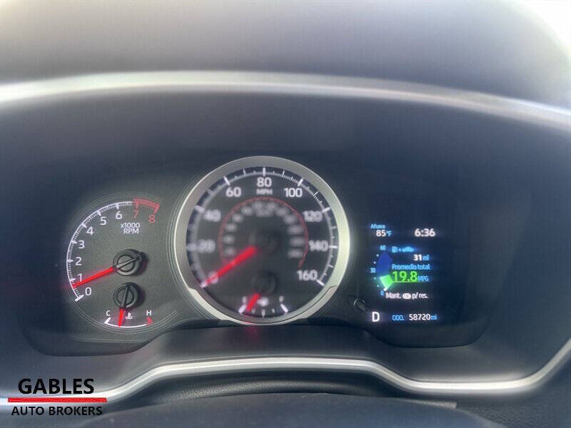 2020 Toyota Corolla Hatchback SE