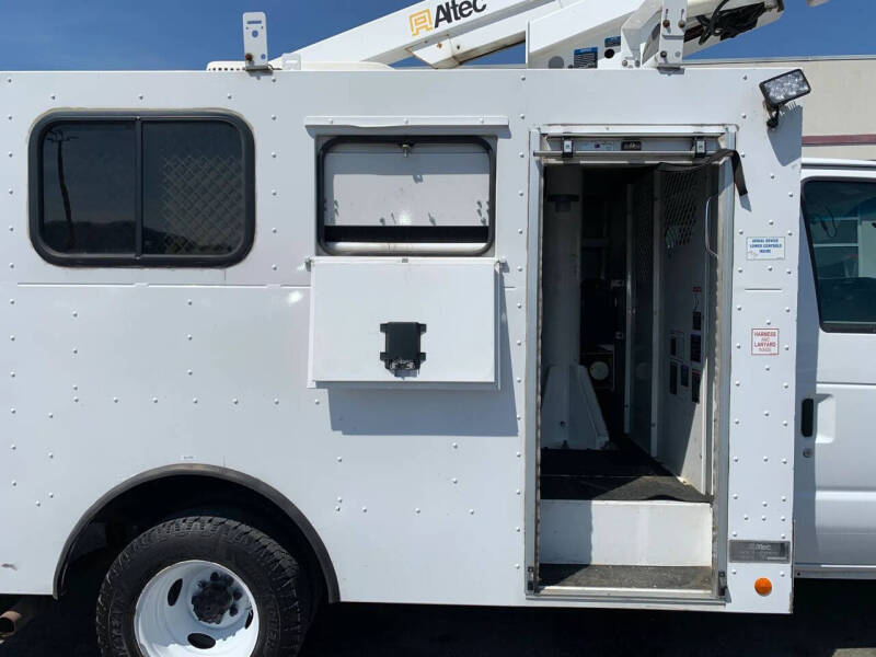 2019 Ford E-Series