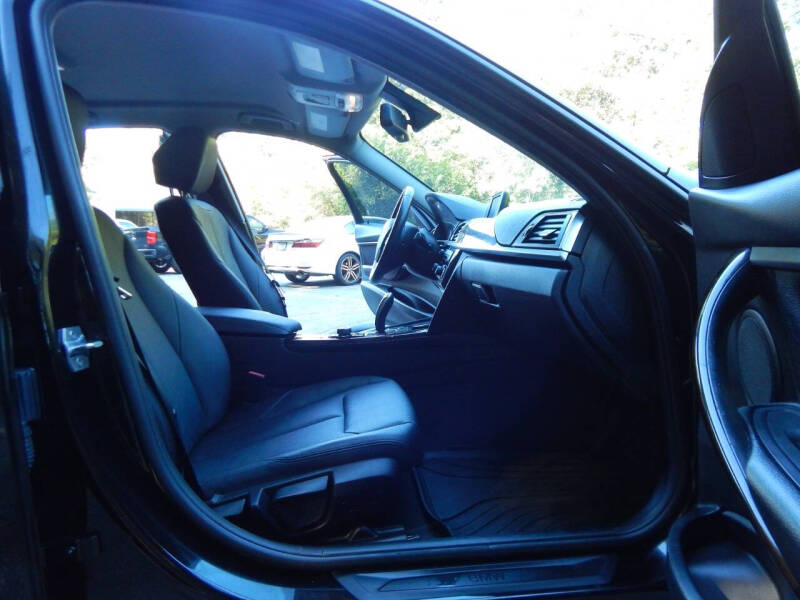 2018 BMW 3 Series 320i