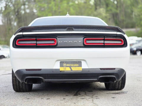 2015 Dodge Challenger SRT Hellcat