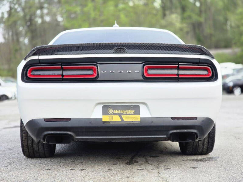 2015 Dodge Challenger SRT Hellcat
