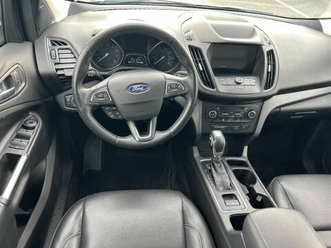 2019 Ford Escape SEL