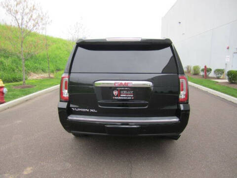 2017 GMC Yukon XL Denali