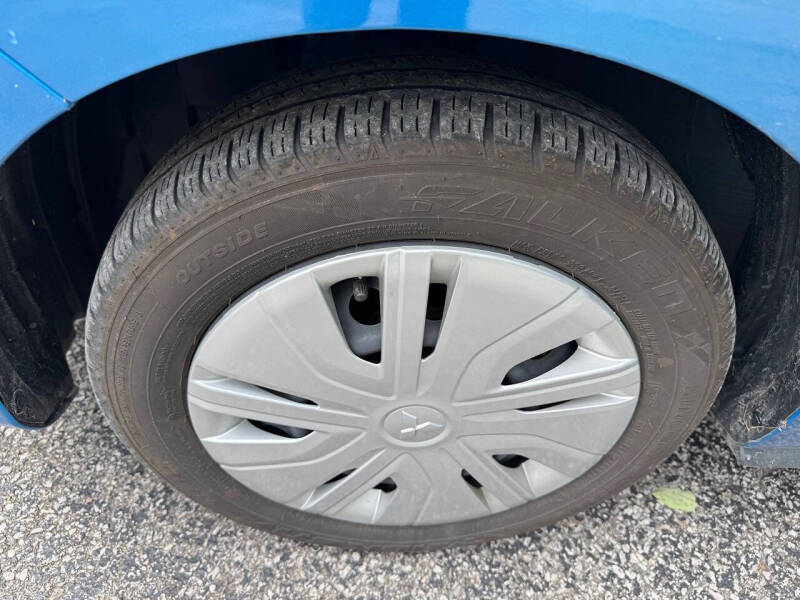 2024 Mitsubishi Mirage ES