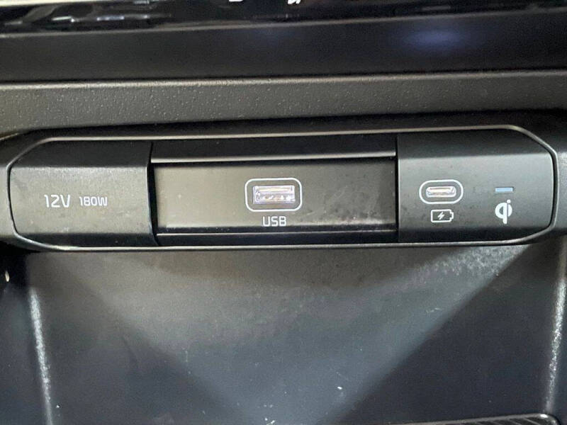 2024 Kia Niro EV Wave