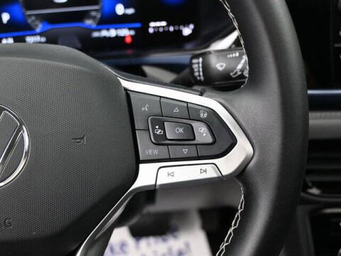 2024 Volkswagen Taos SE 4Motion