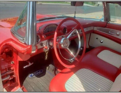 1956 Ford Thunderbird