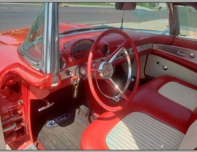 1956 Ford Thunderbird