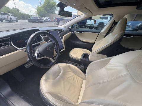 2013 Tesla Model S Performance