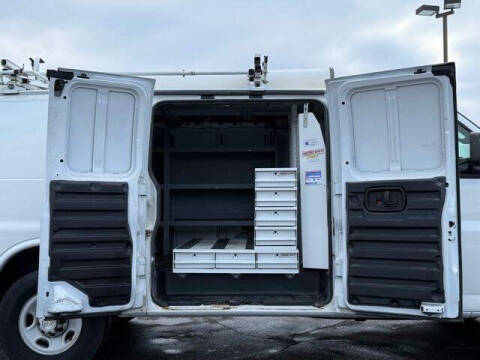 2017 Chevrolet Express 2500