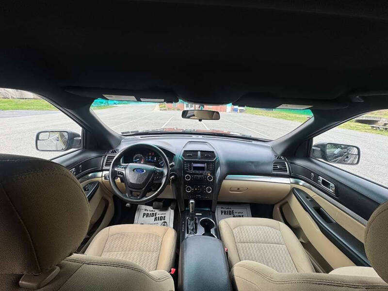 2016 Ford Explorer